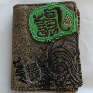 Small man wallet